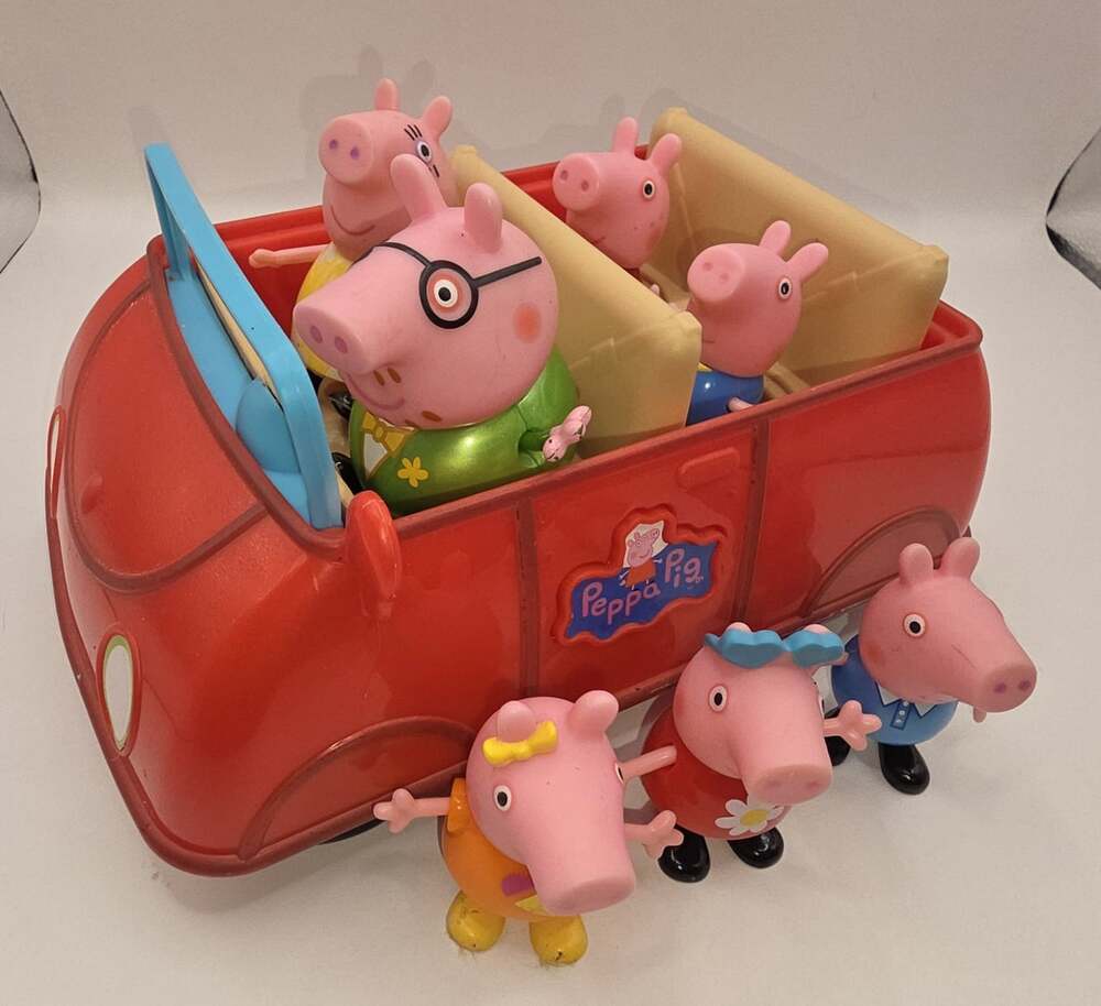 2003 Peppa Pig Family Fun Car w Sounds